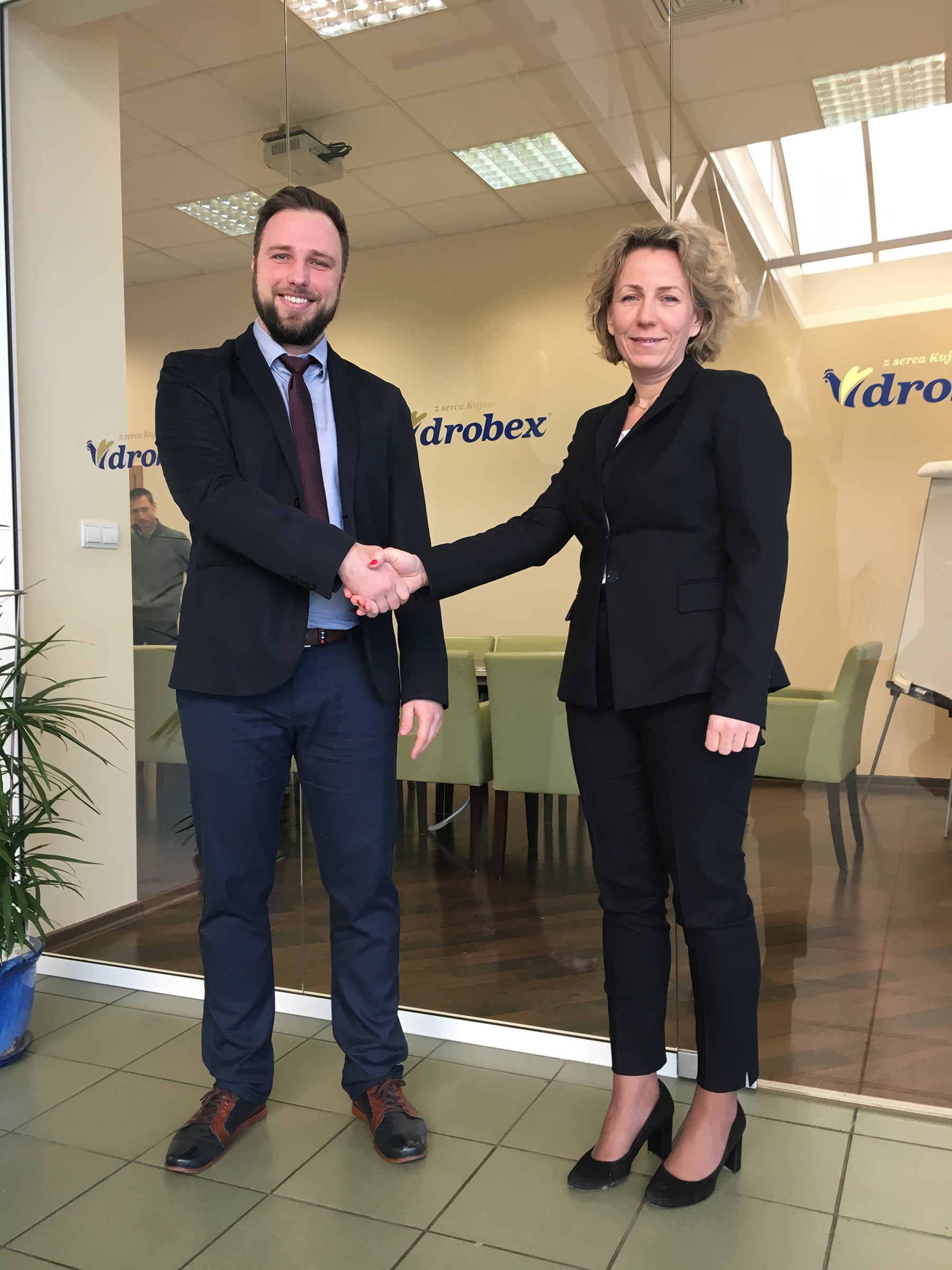 dropbex-poland.jpg