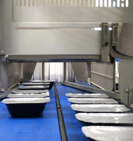 Tray Sealing Automatic Inline Wet Petfood