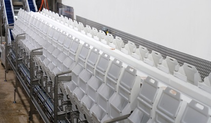 Agrosuper verarbeitet mit „MegaGraders“ 33.600 Filets pro Stunde